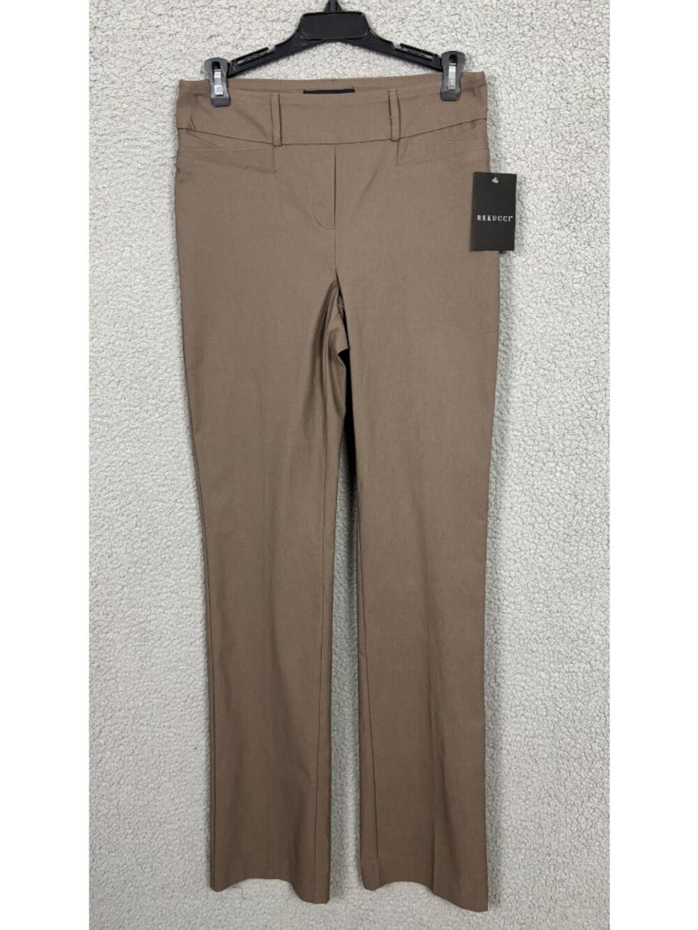 Rekucci Women's Comfort Fit Barely Bootcut Stretch Pull On Pants Brown 6T NWT's.
